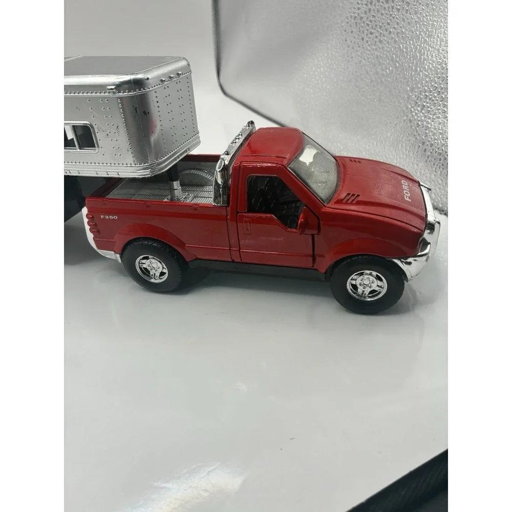 N/A red ford
